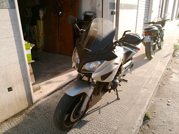 Honda CBF 600