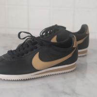 SNEAKERS NIKE n.39 - NUOVE DA GINNASTICA