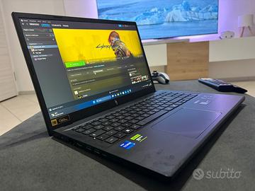 Acer Nitro V15 - i7 13620H / RTX 5060 / 16GB / 1TB