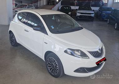 Lancia Ypsilon 1.0 firefly hybrid Platino s&s...