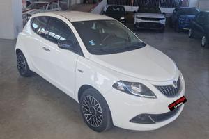 Lancia Ypsilon 1.0 firefly hybrid Platino s&s...