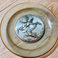 Piatto decorativo in bassorilievo di Castelani