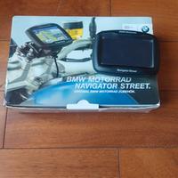 Navigatore Garmin street
