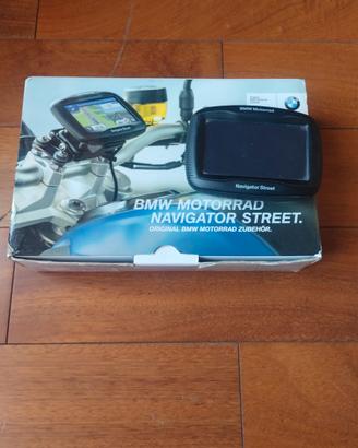 Navigatore Garmin street