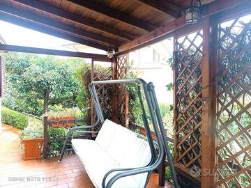 Villa di 210 m² con più di 5 locali e box auto a C