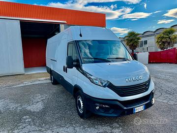 Iveco Daily- 2023Cambio Automatico