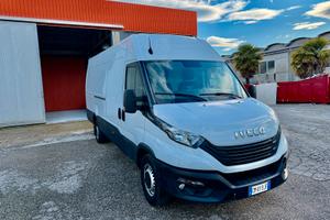 Iveco Daily- 2023Cambio Automatico