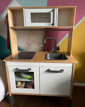 Cucina bambini Ikea + set vari legno e plastica
