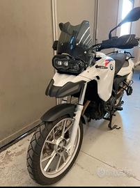 BMW F 650 gs (800 cc)
