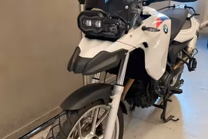 BMW F 650 gs (800 cc)