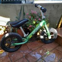 Bicicletta per bimbo senza pedali