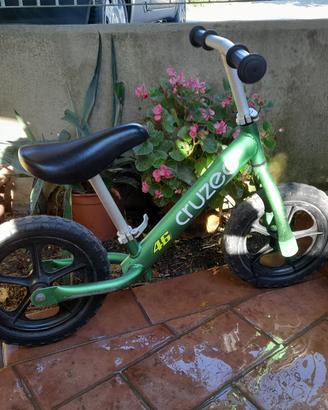 Bicicletta per bimbo senza pedali