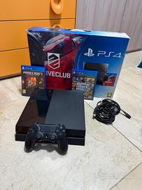 PlayStation 4 con Gta5 e Minecraft