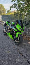 Kawasaki Ninja Zx-6R 