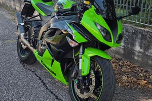 Kawasaki Ninja Zx-6R 