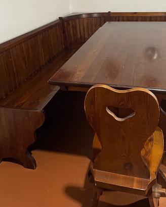 Arredamento completo taverna