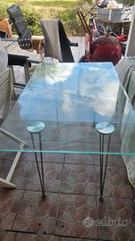 tavolo in vetro 