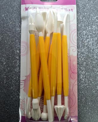 #Set 8 attrezzi modellaggio #Zinuo pasta zucchero 