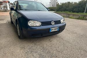 Volkswagen Golf 4 1.6 16V-Pronta all'uso