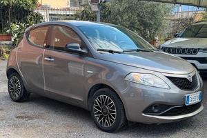 Lancia Ypsilon 1.2 69 CV 5 porte GPL Ecochic Gold