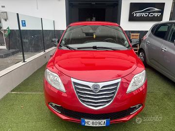 Lancia Ypsilon 0.9 TwinAir 85 CV 5 porte S&S Silve