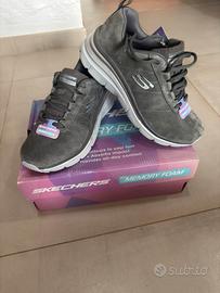 Skechers Fashion Fit Grigie con Memory Foam