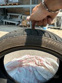 Gomme invernali Bridgestone 225/40 R18