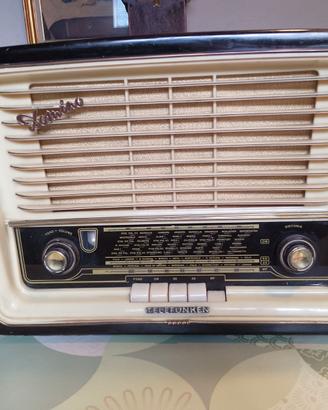 radio d'epoca a valvole Telefunken Domino