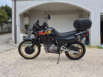 Honda Dominator 1992