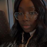 Impiegata, commessa , operaia