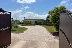 Villa a Sezze