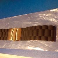 Cinturino in silicone nero con chiusura acciaio 