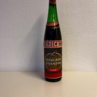 Vino Moscato Passito Radicati, Torino. Vintage