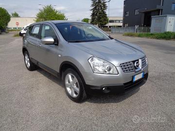 NISSAN Qashqai 2.0 dCi DPF Acenta