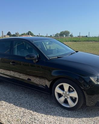 Audi A3 1.6 TDI S tronic