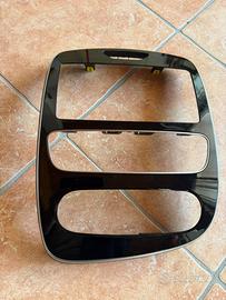 Cornice radio clio 4