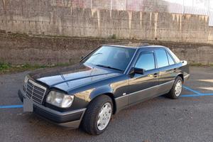 Mercedes benz w124