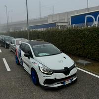 CLIO 4 R.S.