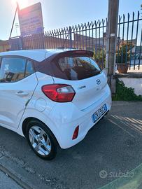 Hyundai i10 Tech