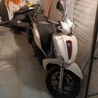 Piaggio Medley 125 - 2022