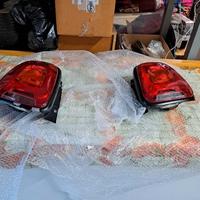 coppia di fari posteriori 500x