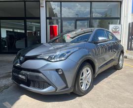 TOYOTA C-HR 1.8 Hybrid E-CVT Business