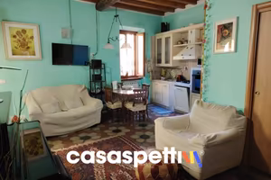 Appartamento di 65 m² con 3 locali e box auto a Mo