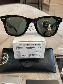 Occhiale da sole marca Ray Ban Wayfarer Tortoise