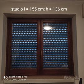 infissi in legno usati. 
