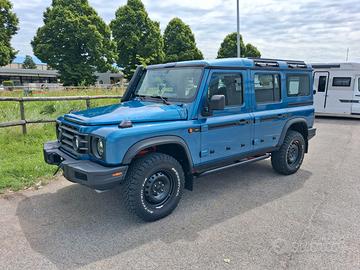 Ineos grenadier autocarro 5 posti!!