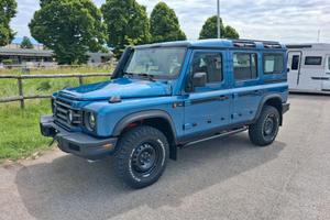 Ineos grenadier autocarro 5 posti!!