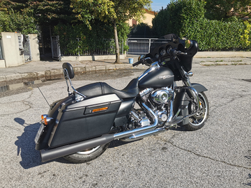 Harley Davidson Street glide 103