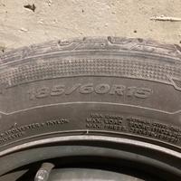 5 gomme estive Polo con cerchioni 185/60R15