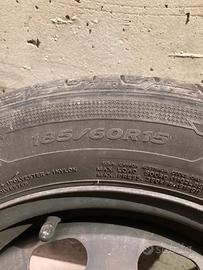 5 gomme estive Polo con cerchioni 185/60R15